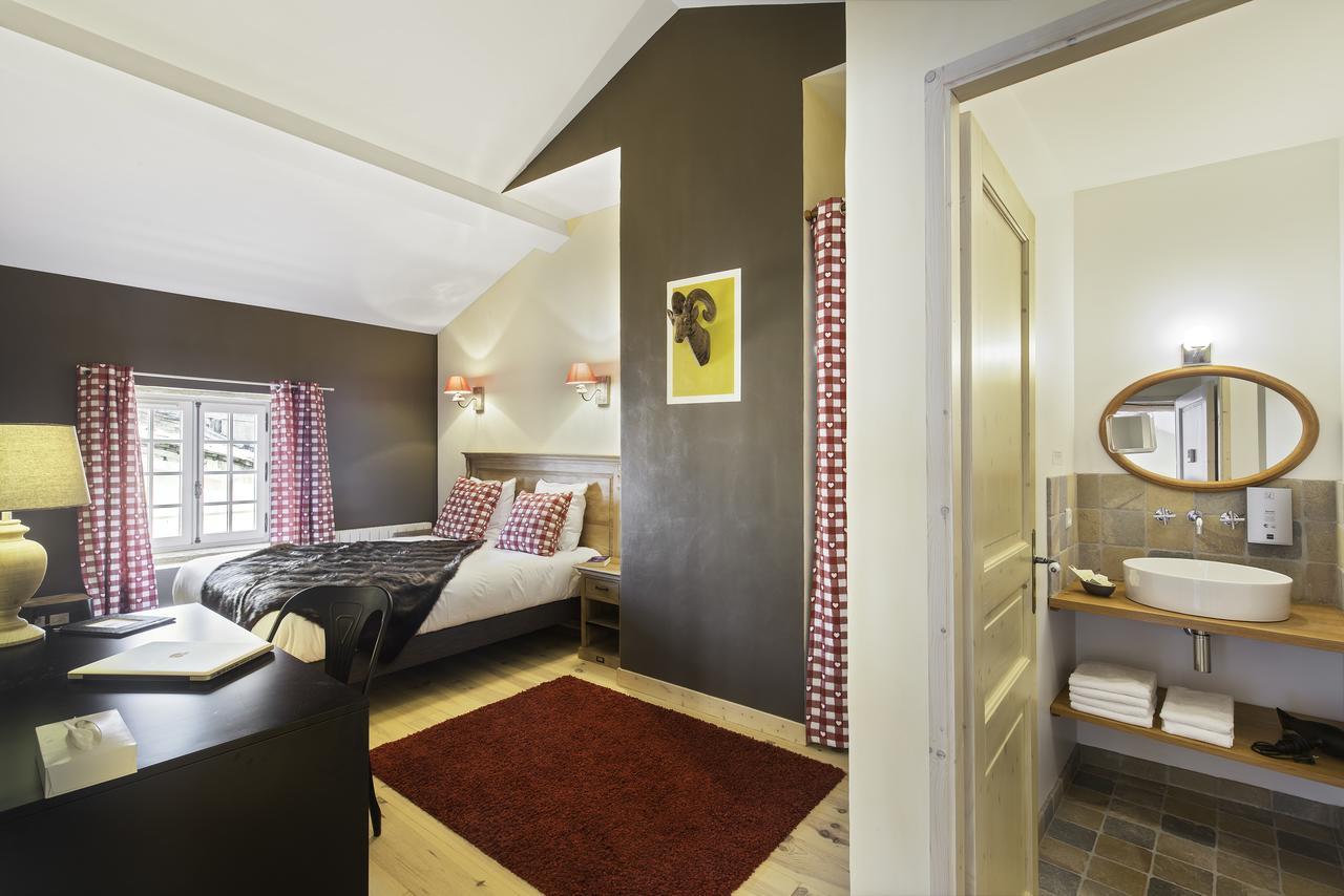 Logis Hotel La Benoite Salles-Arbuissonnas-en-Beaujolais Exteriör bild